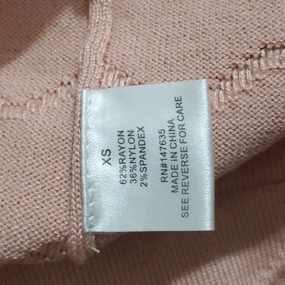 ROMEO + JULIET COUTURE Pinkish Peach Chevron Sweater Mini Dress-EUC-Sz XS - Picture 8 of 15